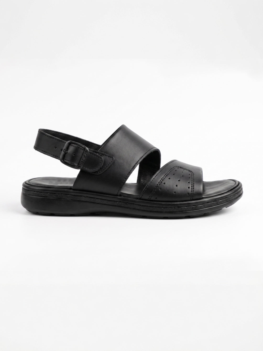 SANDALE EN CUIR 223